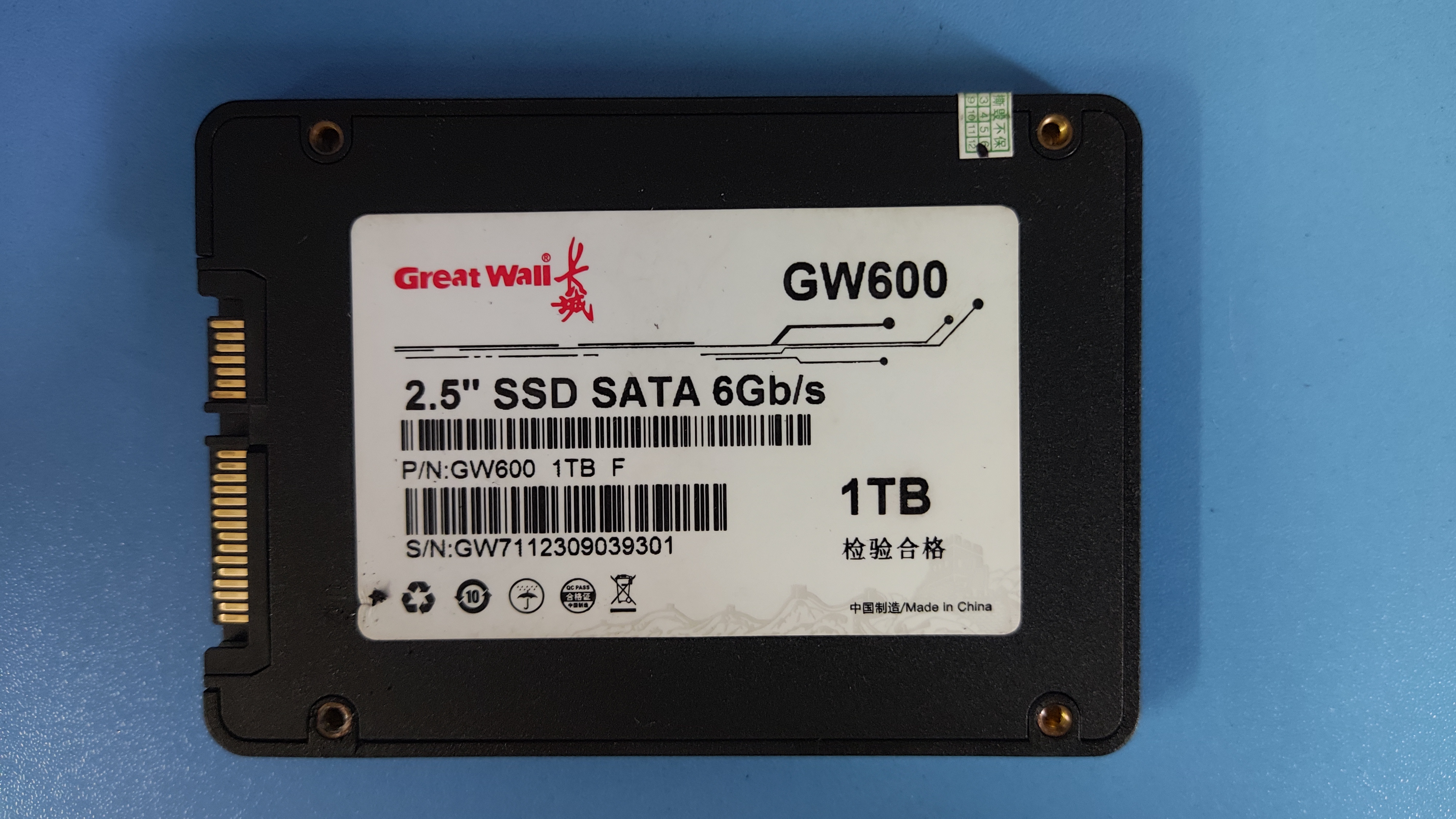 1TB SATA 固态硬盘 2025-7-23_14-47-00_xpx6mi3bp2.jpg