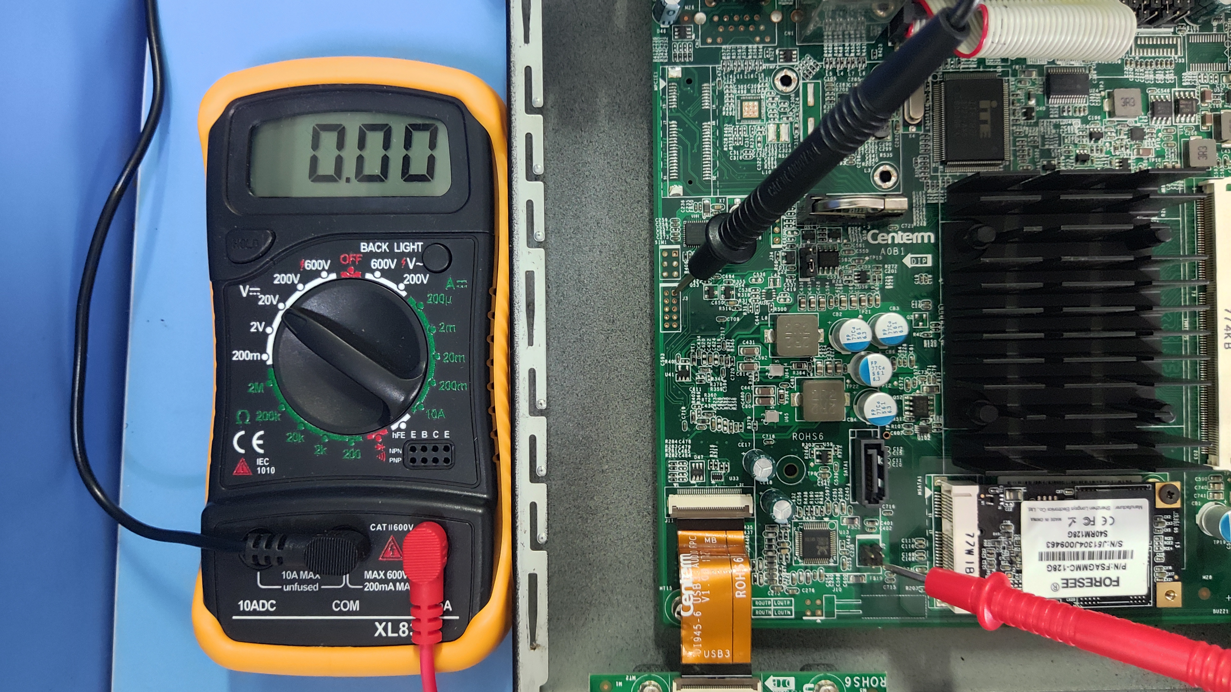 SATA 供电针脚地线测量 2025-8-3_16-46-09_ds3ovew0uo.jpg